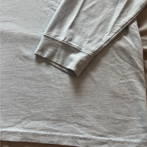 Vineyard Vines Light Blue Pullover - Picture 6 of 8